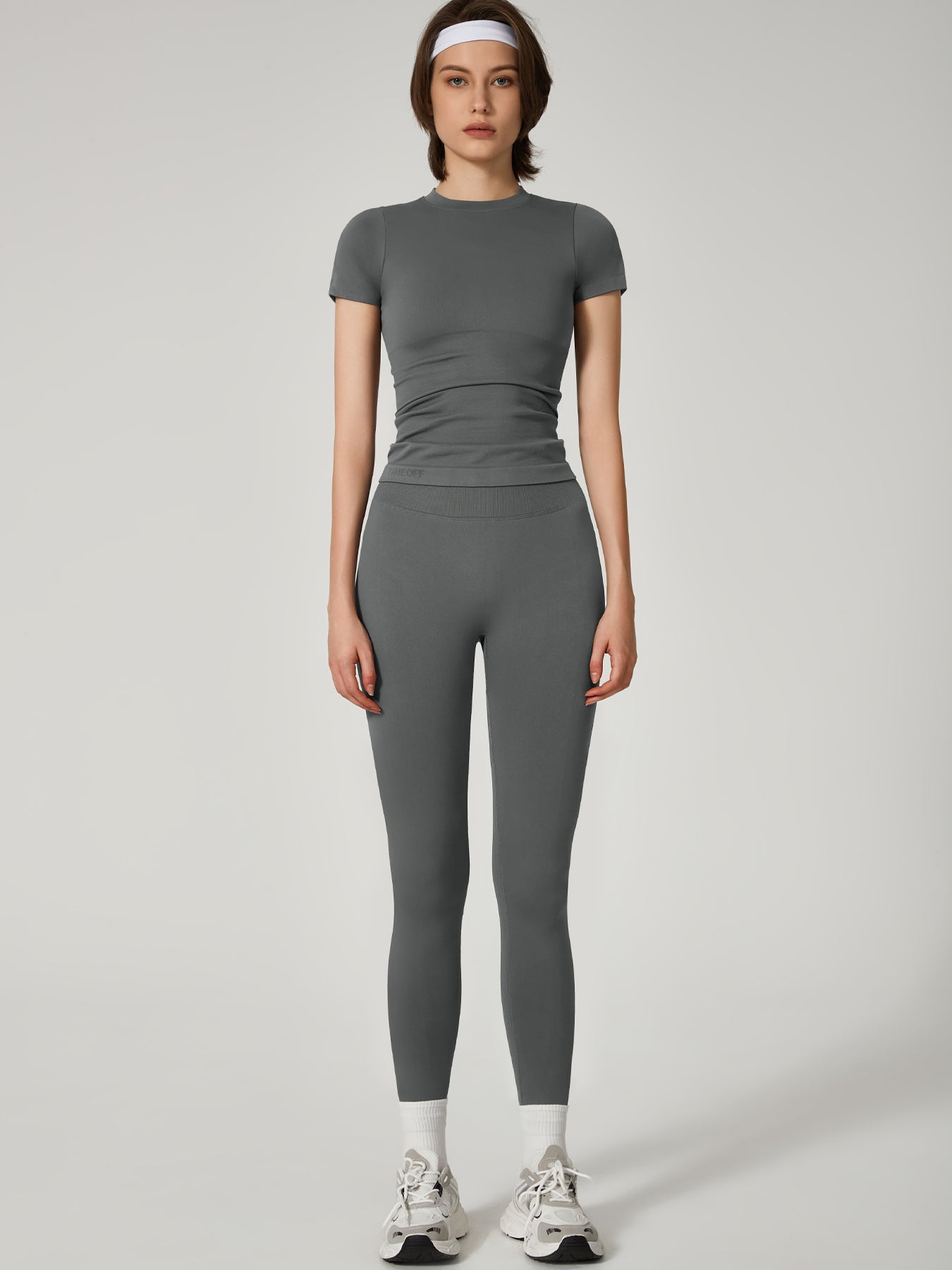 Two-Piece Set Women's Seamless High Printed Label Short Sleeve Trousers Yoga Suit dxckTK188 Dark gray