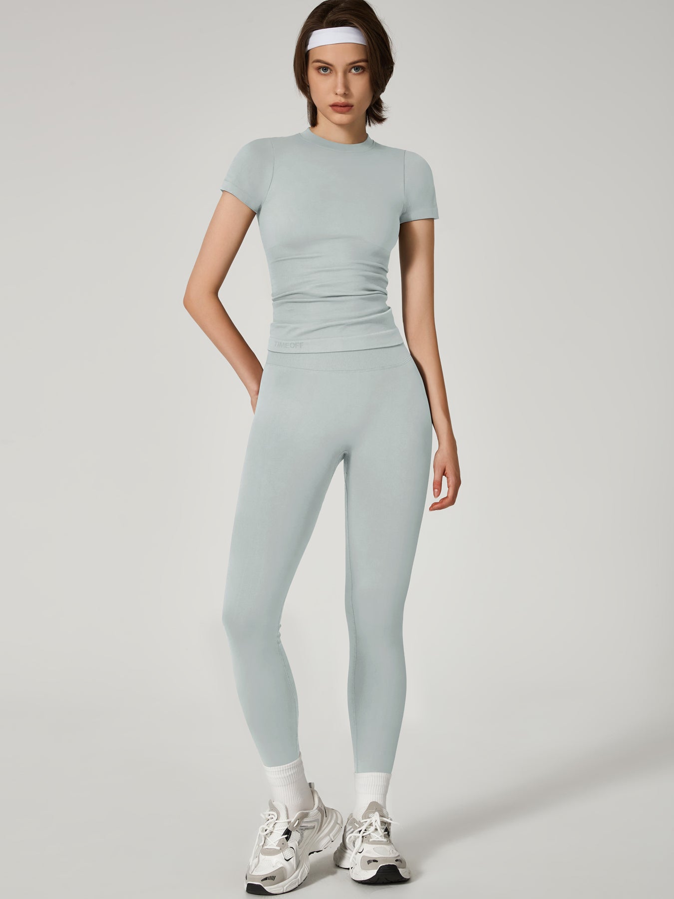 Two-Piece Set Women's Seamless High Printed Label Short Sleeve Trousers Yoga Suit dxckTK188 fog gray